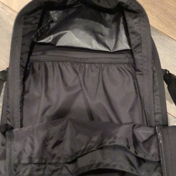Supreme (SS18) Backpack Black - Picture 3 of 4